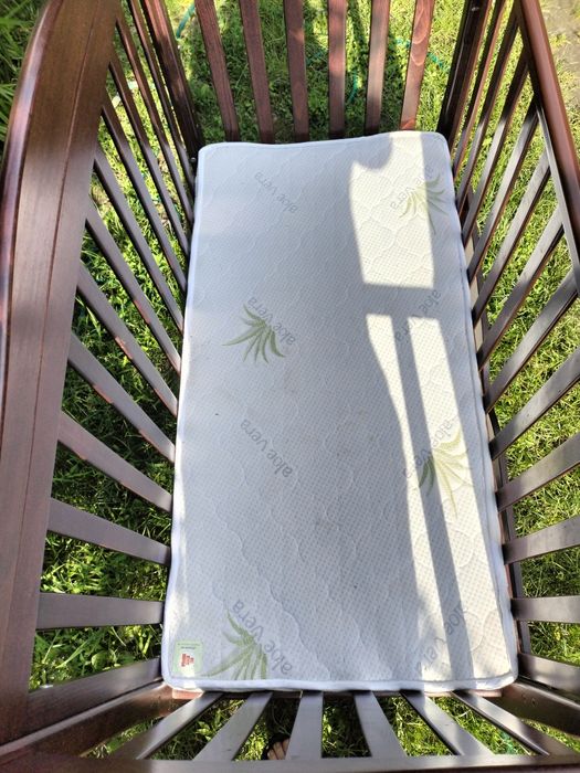 Дитяче ліжечко Верес ЛД 18 + шухляда, + матрацик..