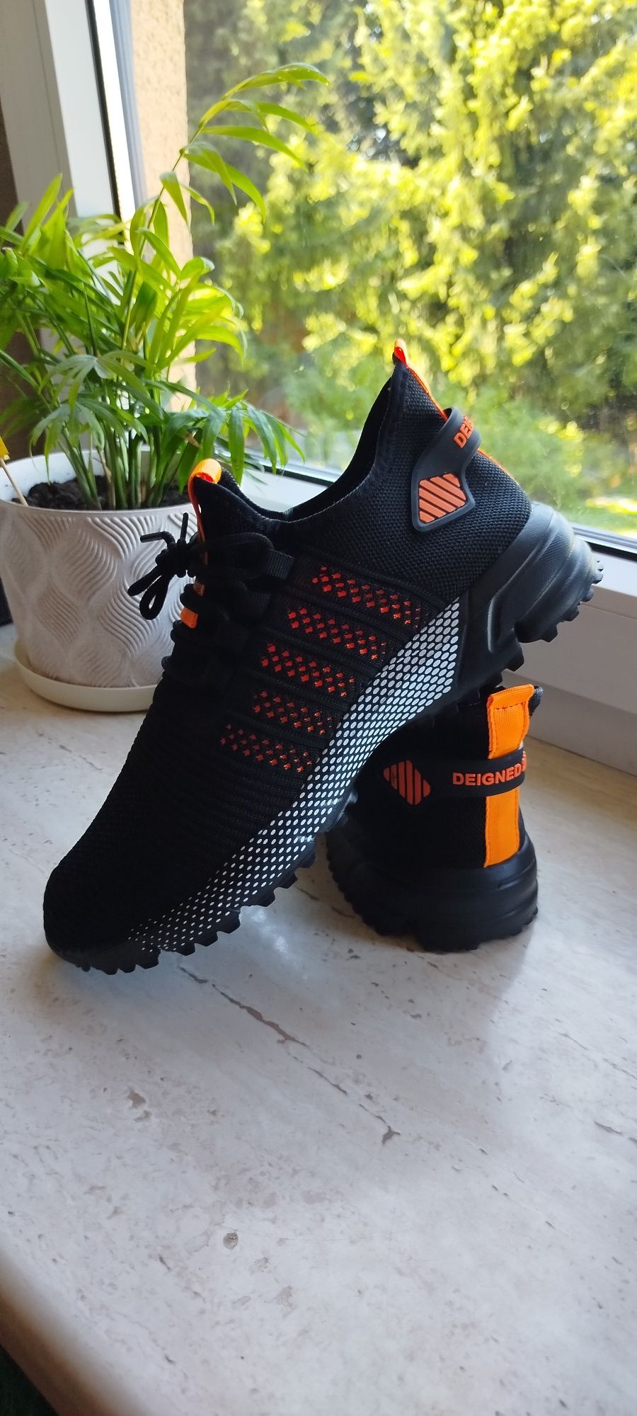 Adidasy męskie sportowe Nowe czarno pomarańczowe Roz 42 dł wkładki 27
