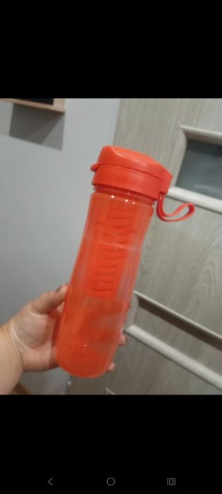 Butelka na wodę z wkładem Oriflame Nowa