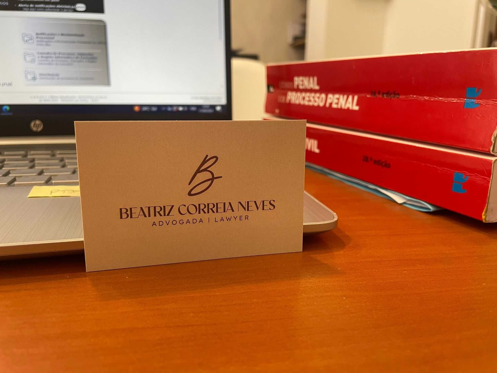 Advogada - Imigração (Immigration Lawyer)