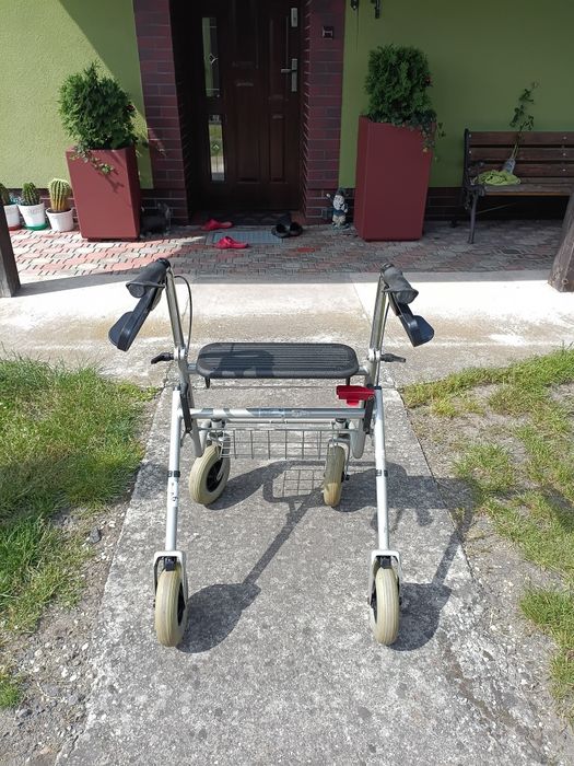 Rollator, podpórka kołowa. Stan bardzo dobry