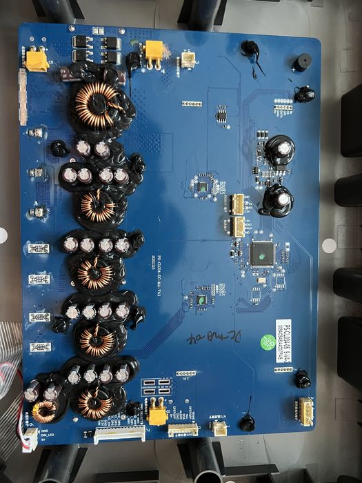 Запчастини Zendure Super Base pro 1500