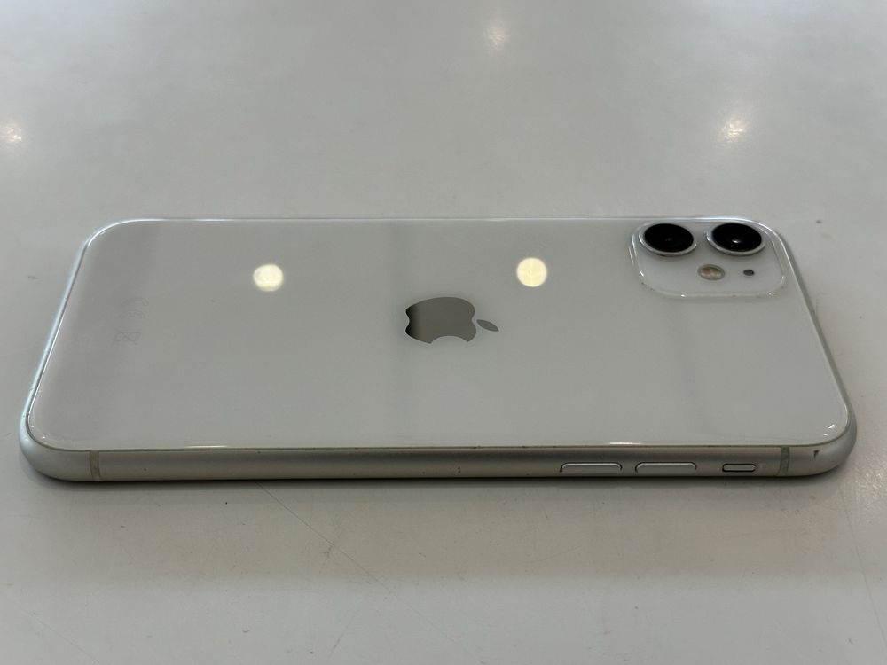 Apple iPhone 11 128GB Biały/White - używany