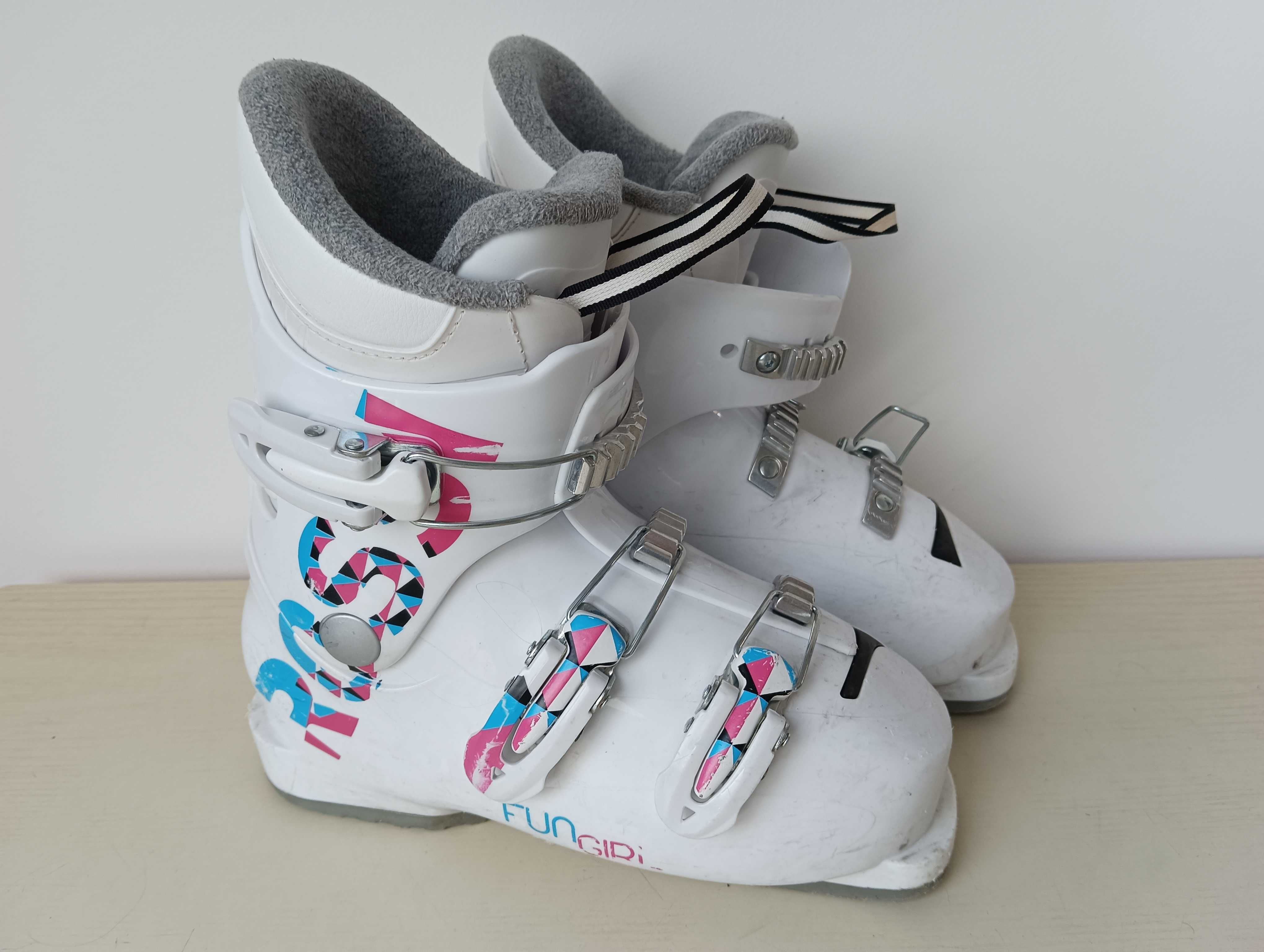 Buty narciarskie dziecięce firmy Rossignol roz. 22 - 22,5
