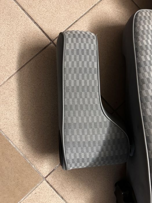 Mercedes 190 w201 Fotel Kierowcy materiał 702
