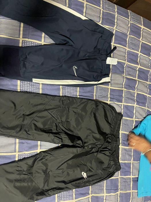 Calças de treino nike,polo, usados.