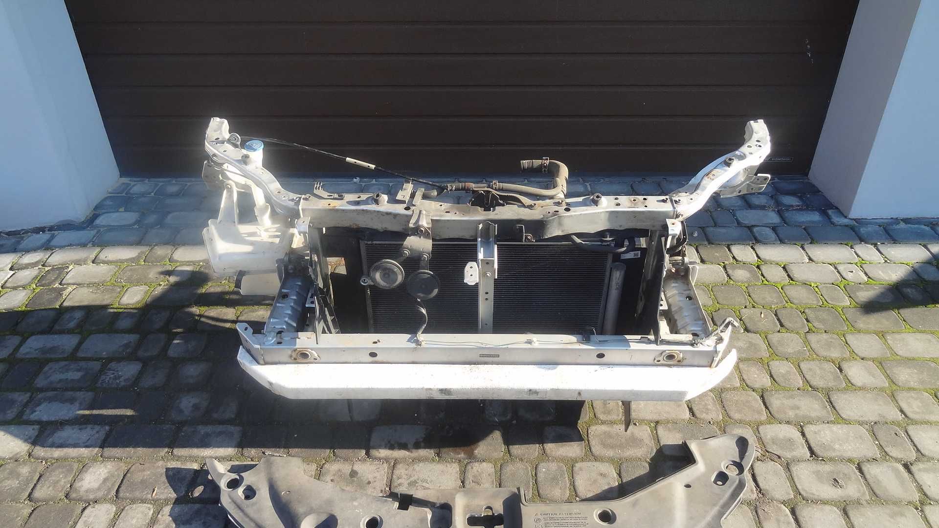 Toyota avensis T27 09- 15 1.6 1.8  belka chłodnica pas przód komplet