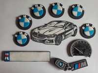 zestaw ozdób, dekoracje na tort BMW z masy cukrowej