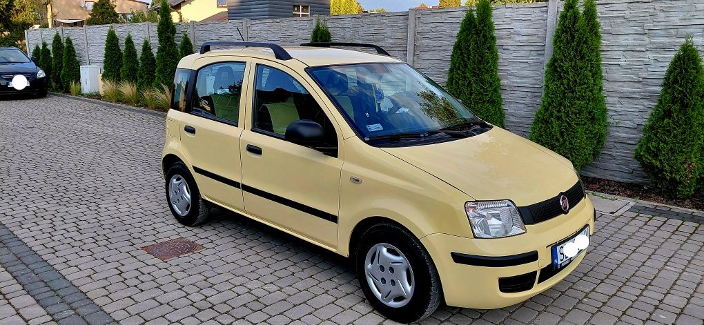 Ładny Fiat Panda krajowy 2012r. Klimatyzacja.