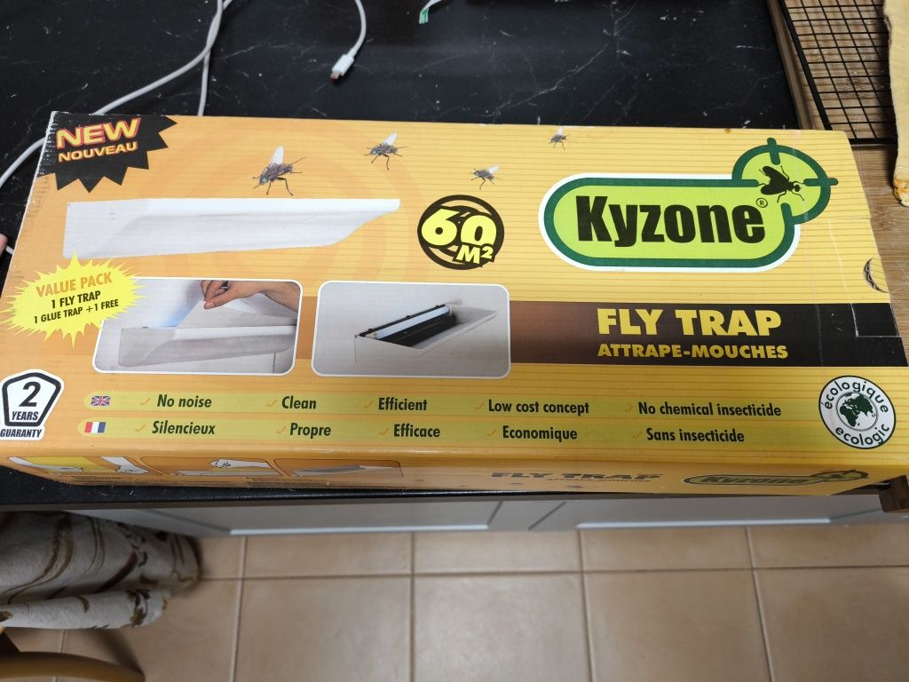 Mata insectos eléctrico KYZONE