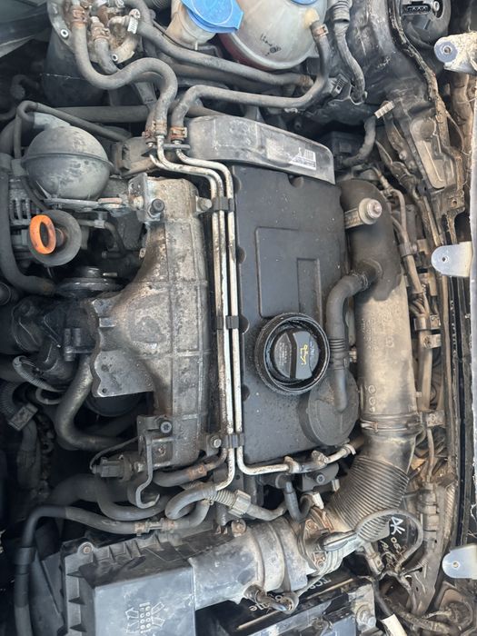 Silnik vw touran 2,0 tdi AZV