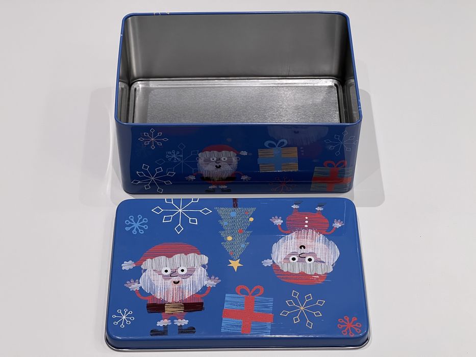 Metalowe pudełko z Empiku Mikołaj renifer prezent śnieg choinka święta
