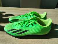 Adidas turfy buty