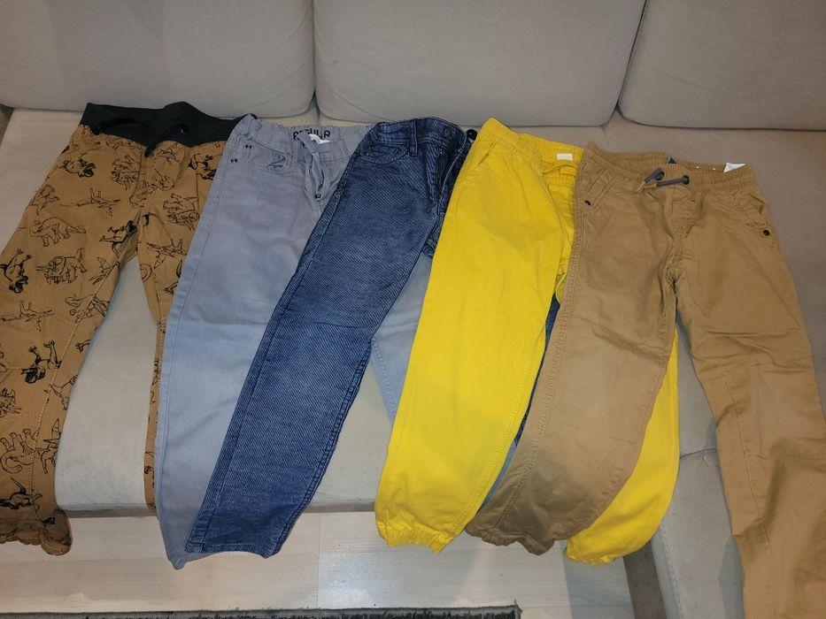 Spodnie rozmiar 128
