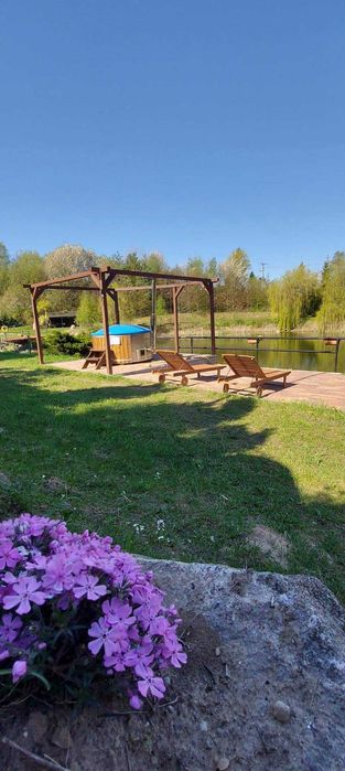 Domek jezioro Trójmiasto bania jacuzzi noclegi prywatny zarybiony staw