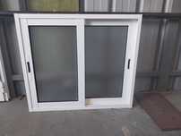 Janela NOVA de correr aluminio branco 88×77