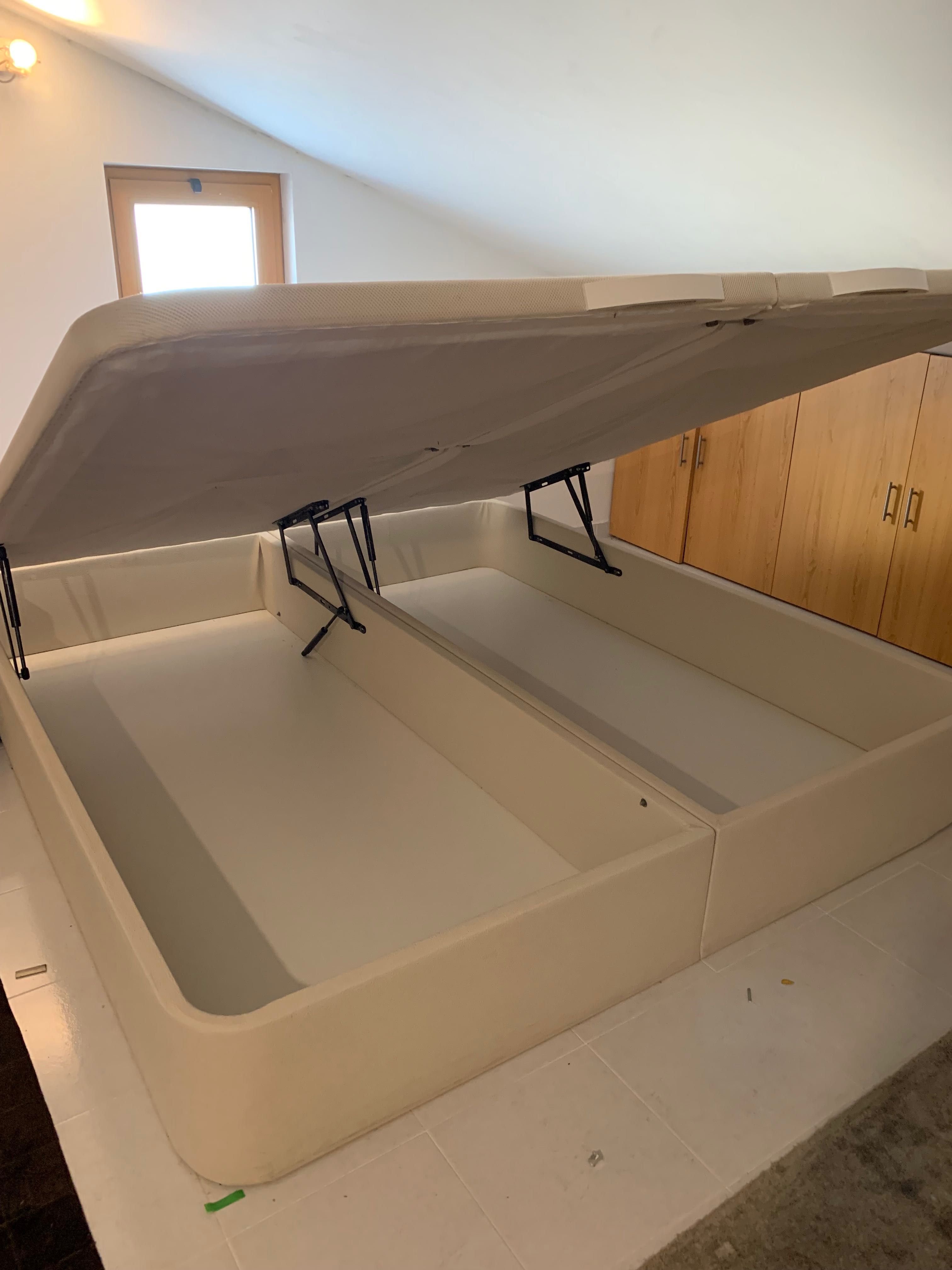 Sommier c arrumação e colchão XXL 200*220 (como novo)