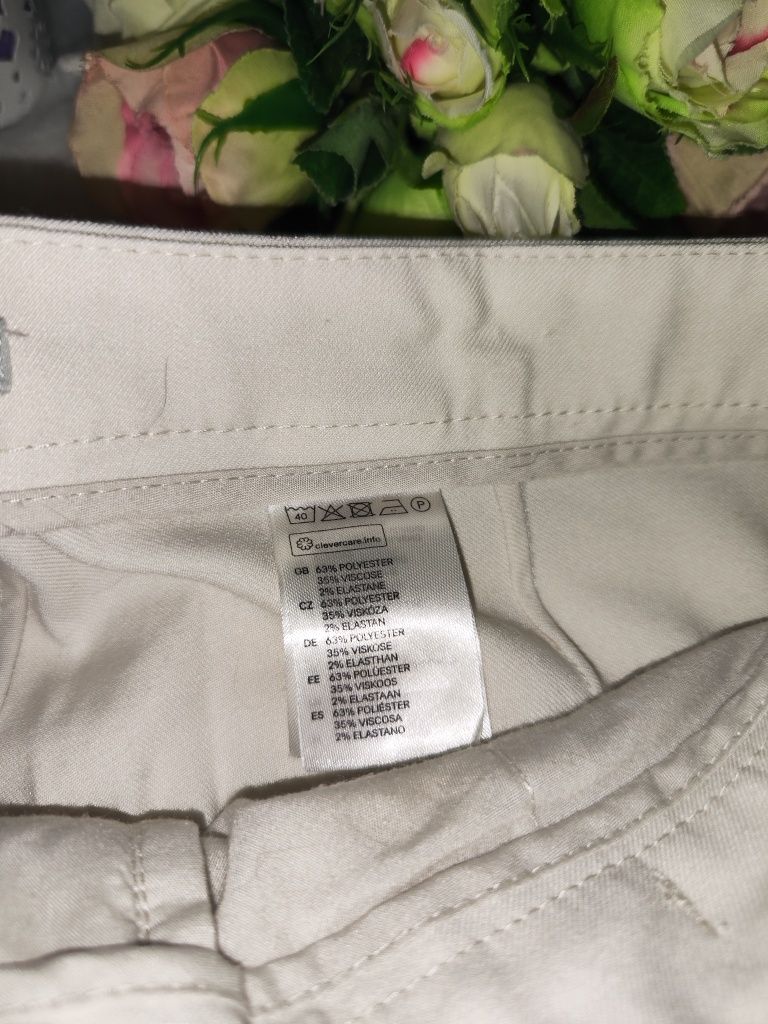 Beżowe spodnie na kant H&M rozmiar z metki  38