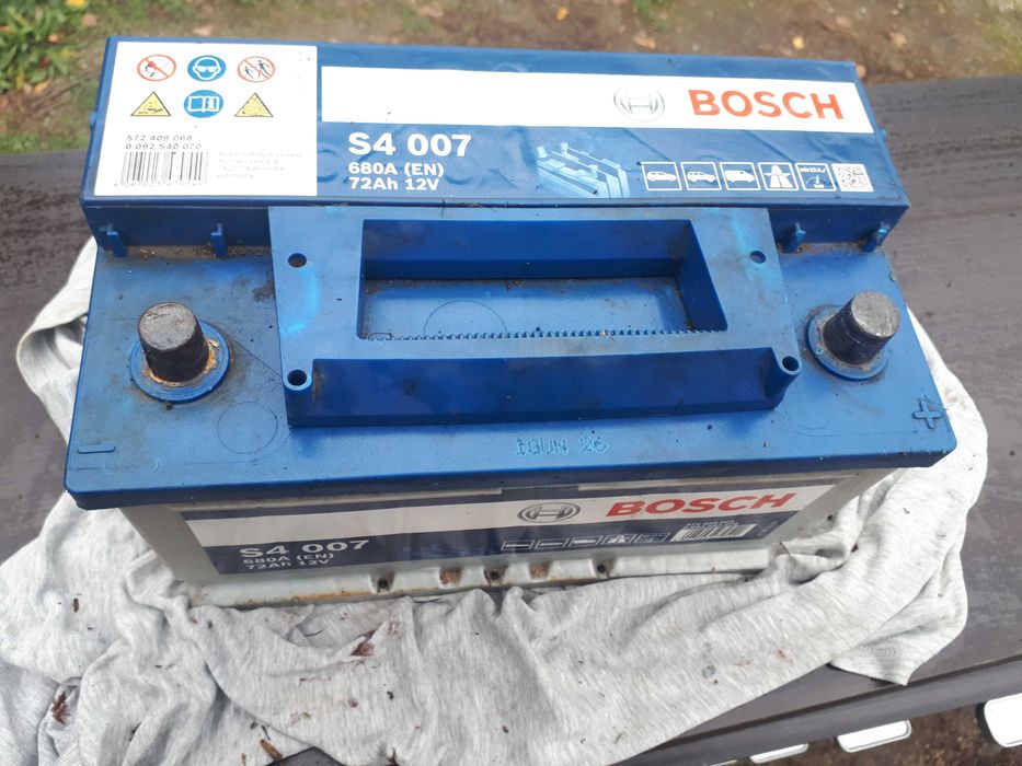 Akumulator Bosch duzy sprawny zadbany 680A 72 Ah 12V