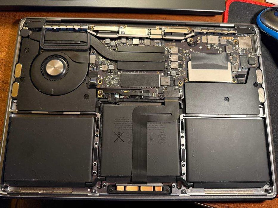 MacBook Pro A1708 13"2017/i5-7360u/8/128; Ідеальний стан