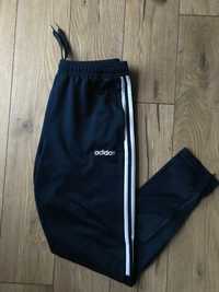 Spodnie dresowe Adidas 3 stripes rozm. L