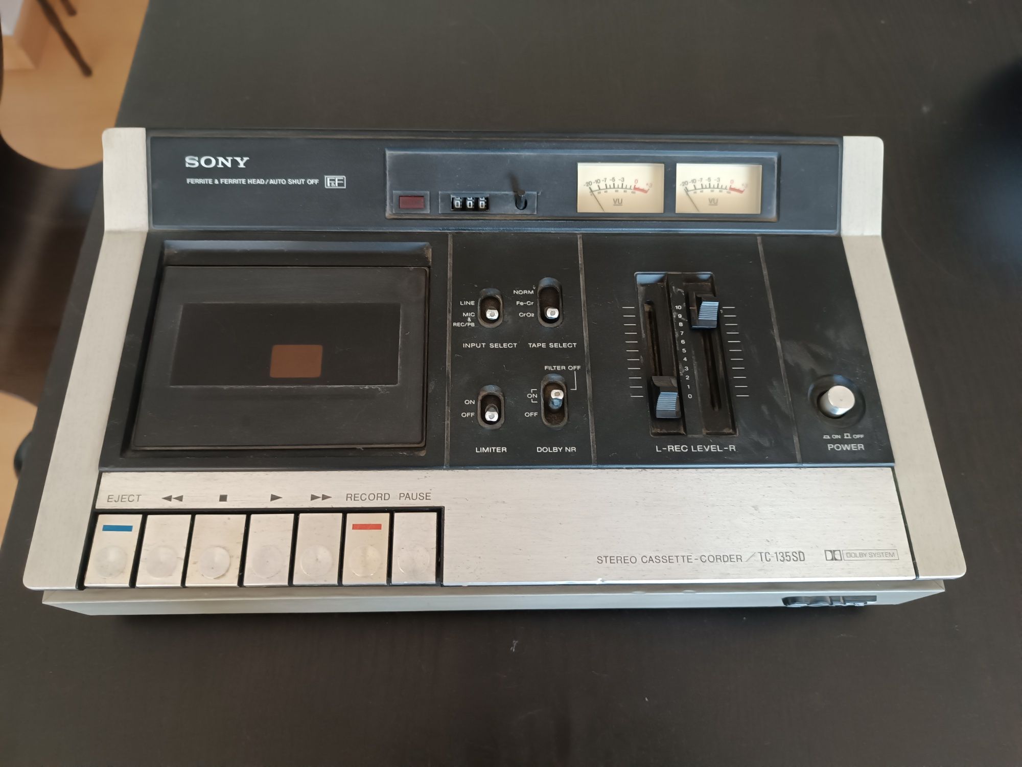 Leitor de cassetes/cassette recorder Sony TC-135SD