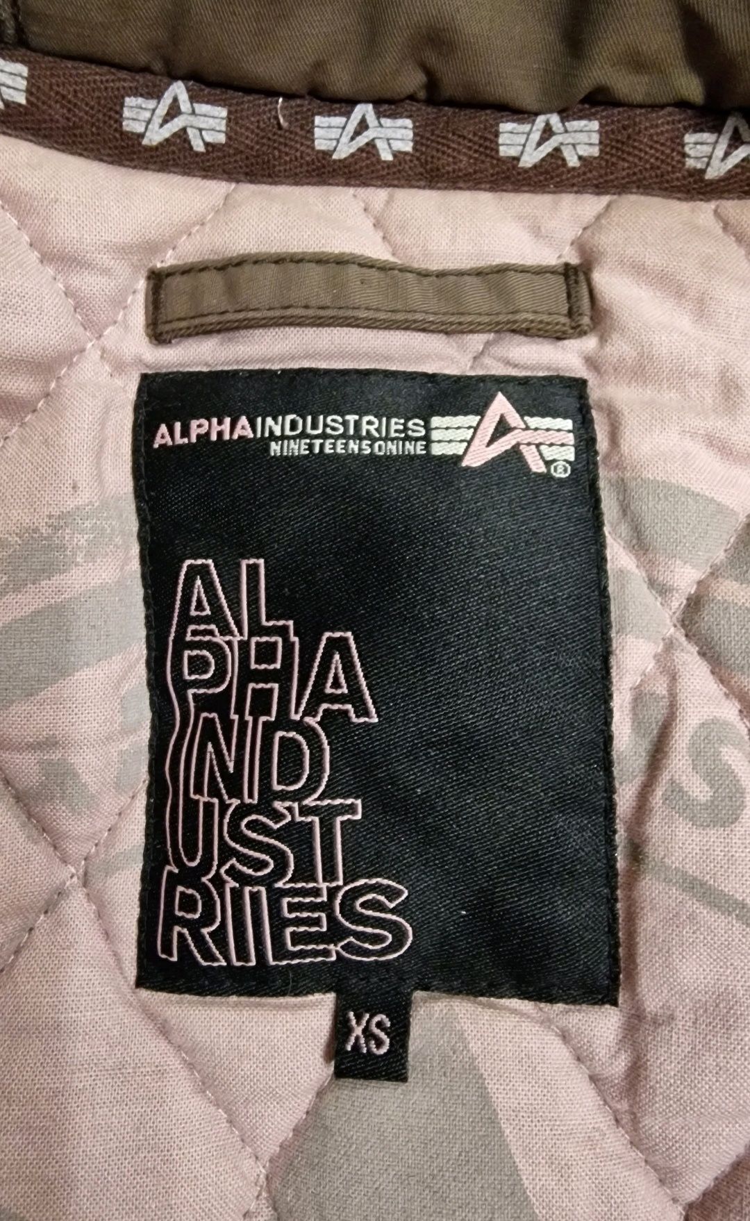 Alpha Industries bezrękawnik, bomberka XS