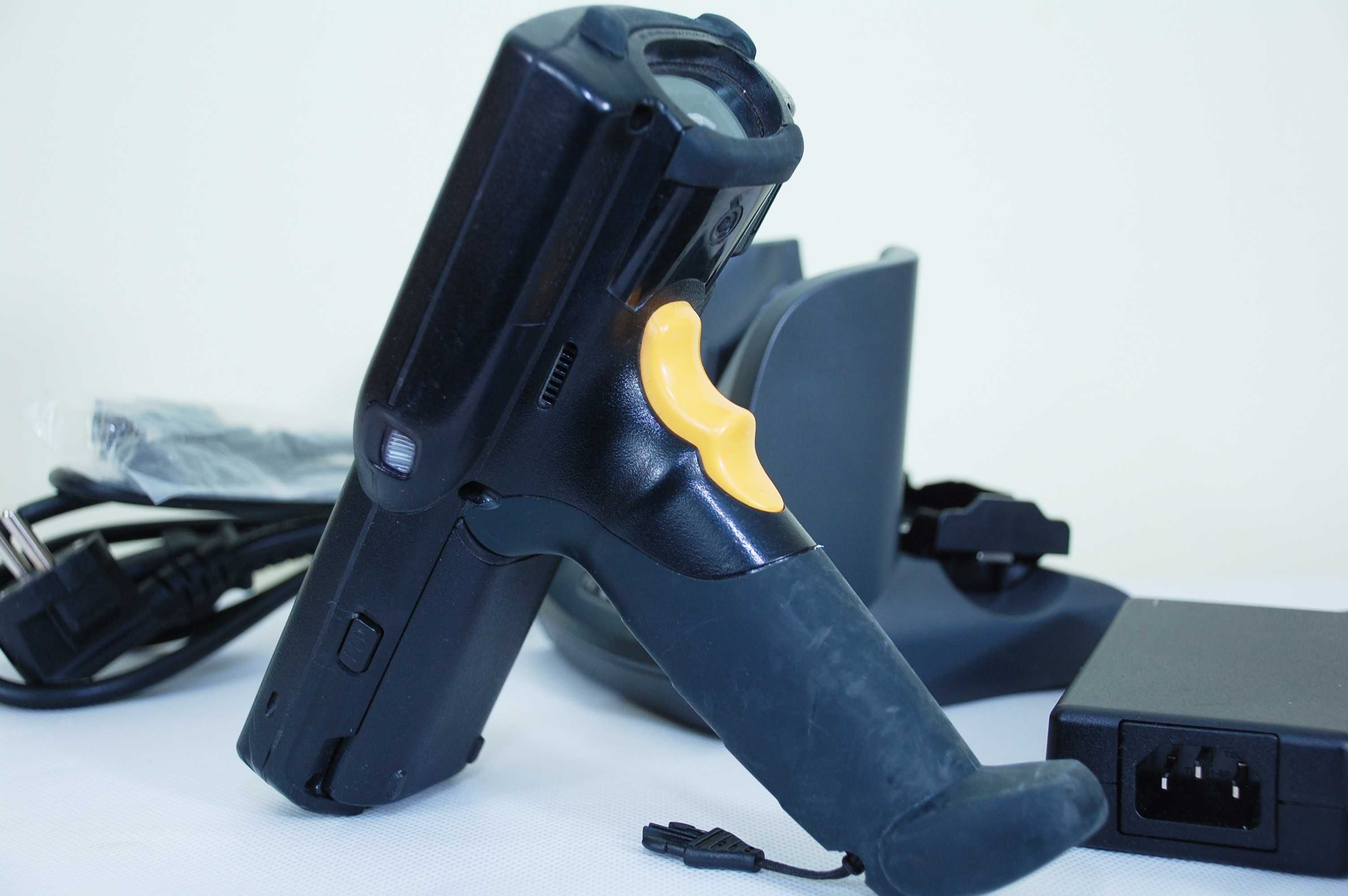 Symbol MC32N0 MC3200 термінал збору даних тзд сканер 2D CE7