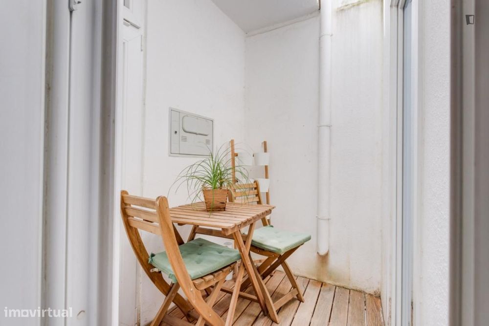 Apartamento com 2 quartos - localizado em Santa Apolónia Lisbon