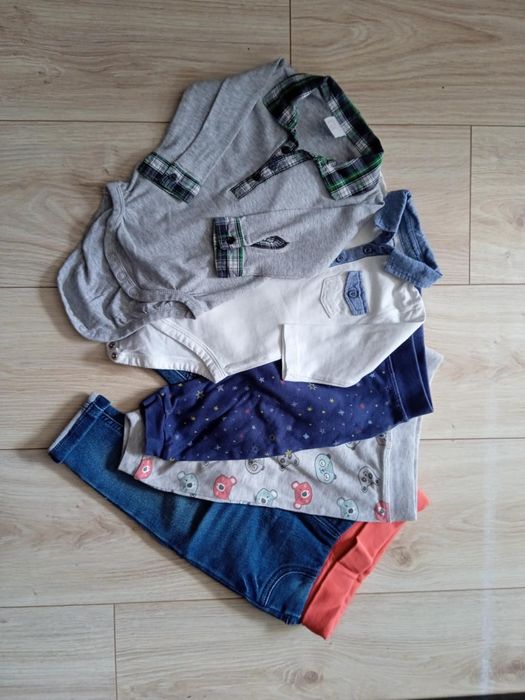 Body i spodenki chłopięce rozmiar 62,74.