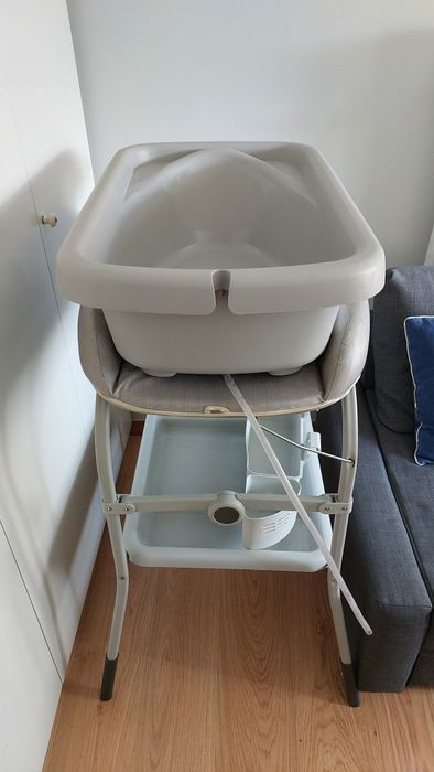 Banheira com trocador chicco