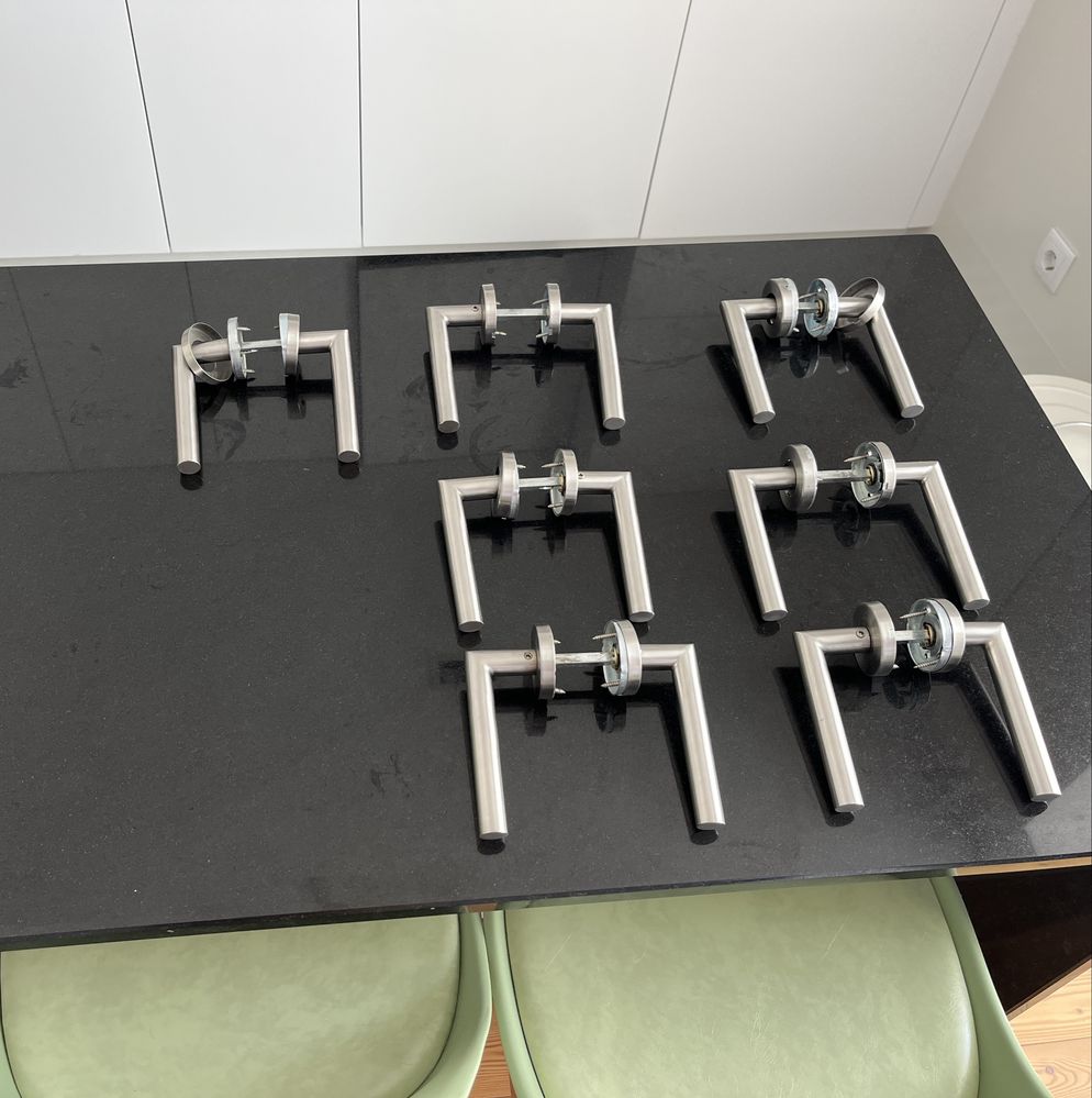 Puxadores de inox para portas interiores — 7 conjuntos (como novos)