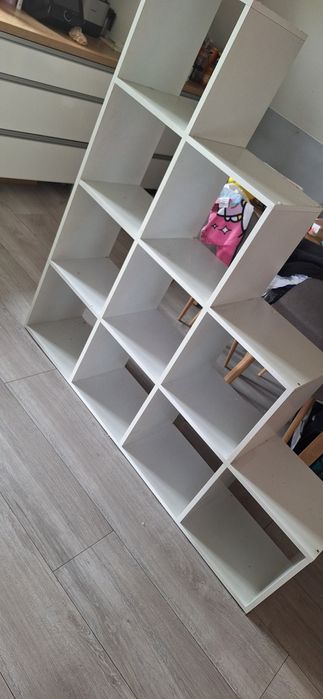 Regal schodkowy 140x140