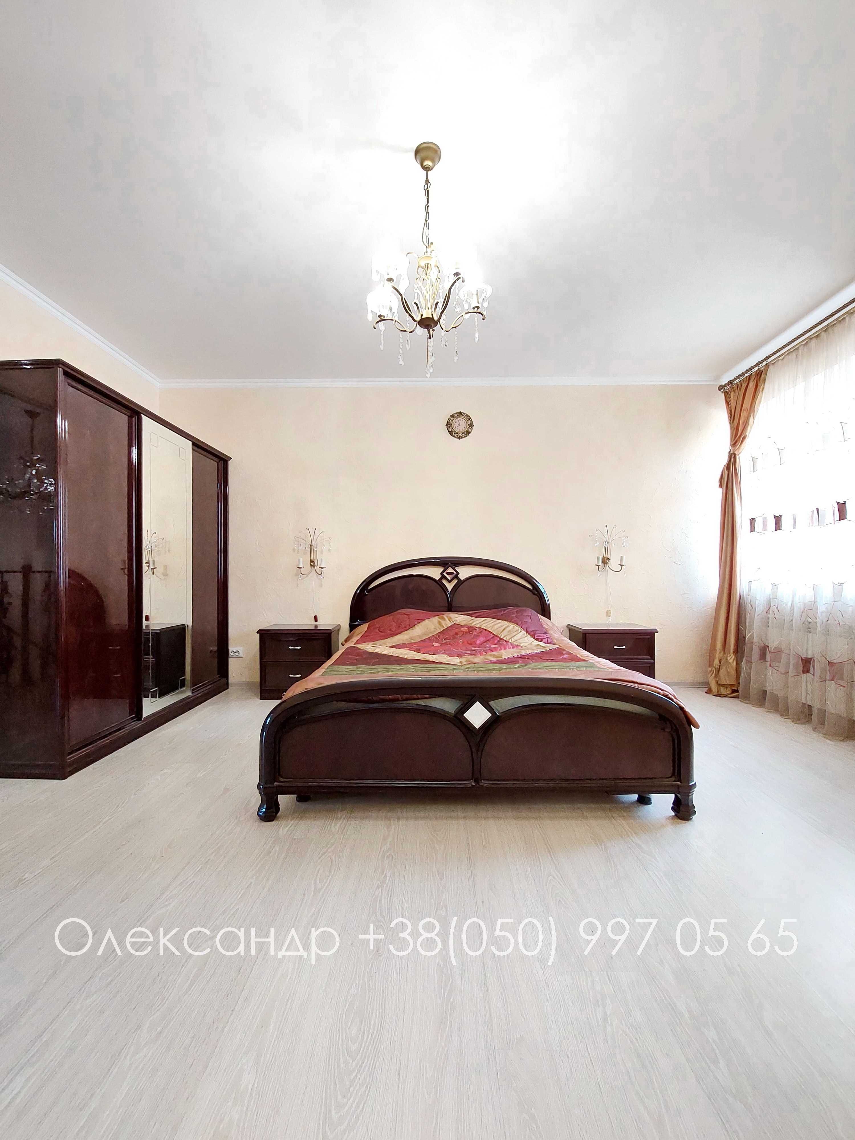 Продам 4 кім дворівневу квартиру з двориком в ЖК Петрівський квартал