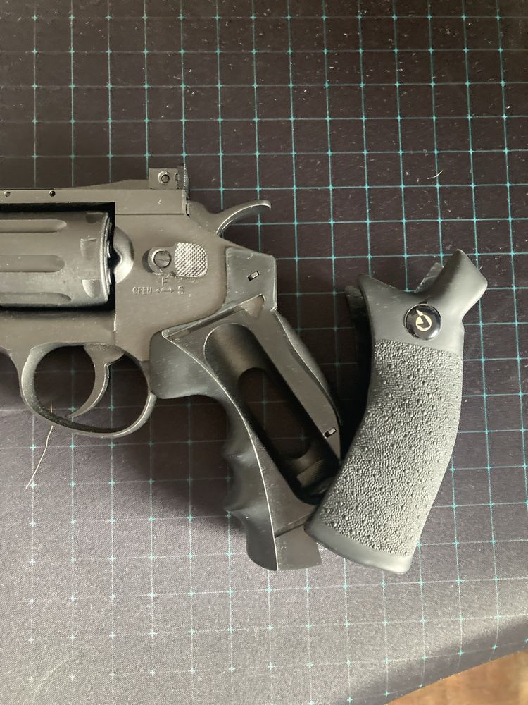 Revolver Co2 Gamo 4.5cal