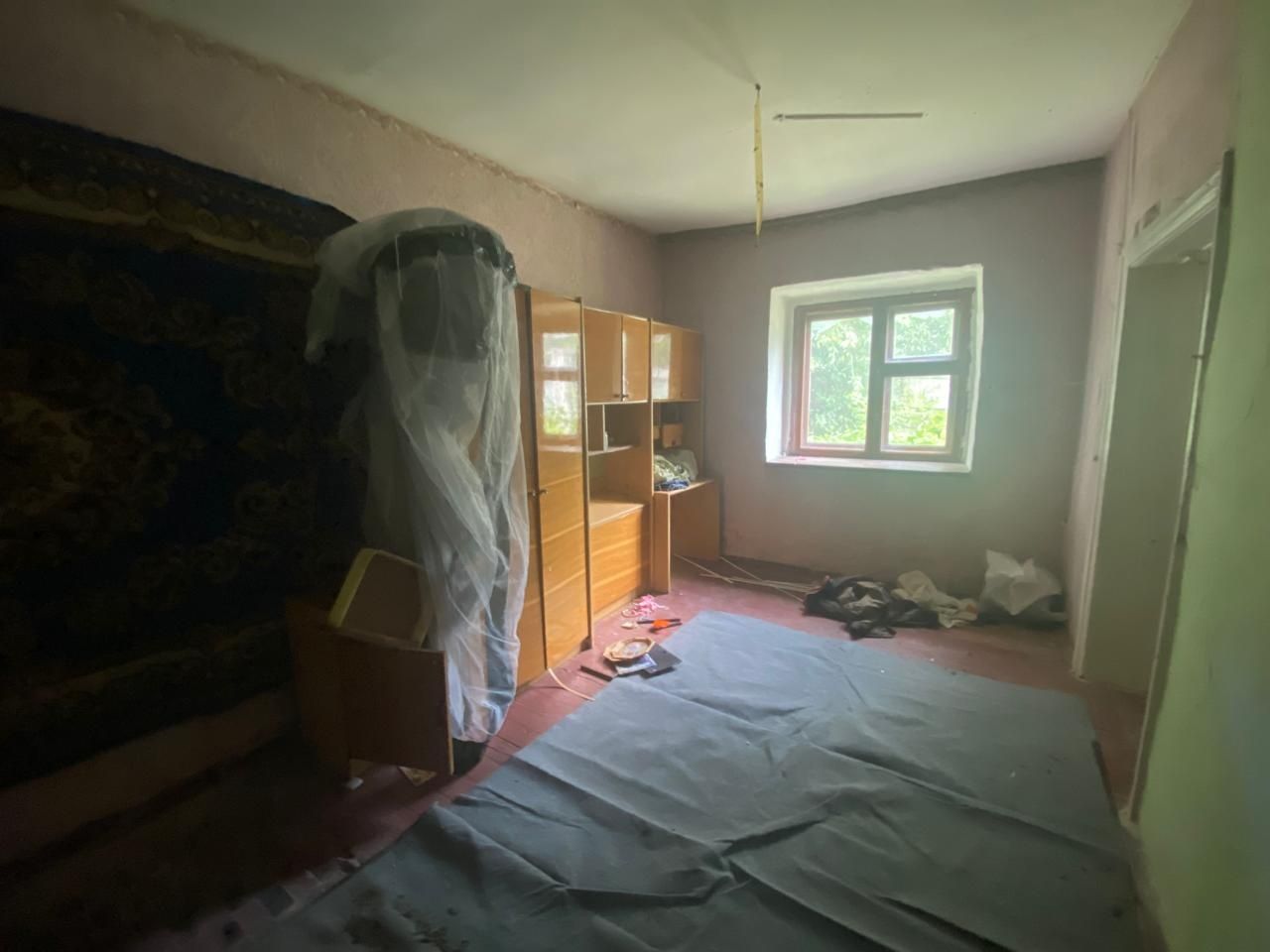 Продам земельну діл. 40соток, асф.під'їзд,  вул. Центральна, кутовий!