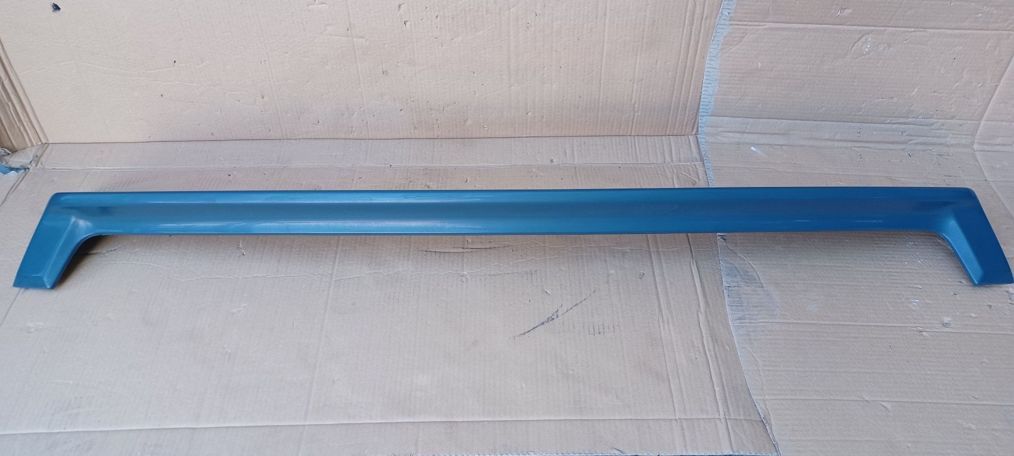 Spoiler klapa tył  Audi 80 b3
