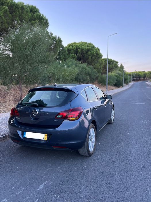 Opel Astra Cosmo 1.7 CDTI Diesel - 2010 | 125 cv | 250 000 km