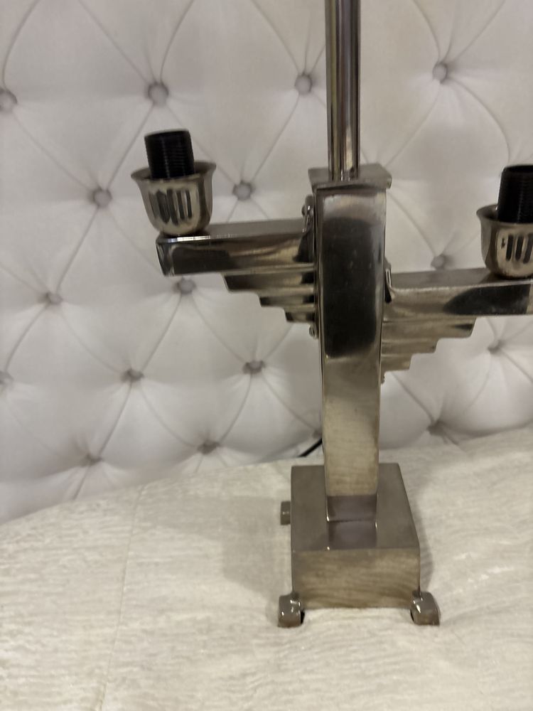 Candeeiro de mesa em inox da kare Design