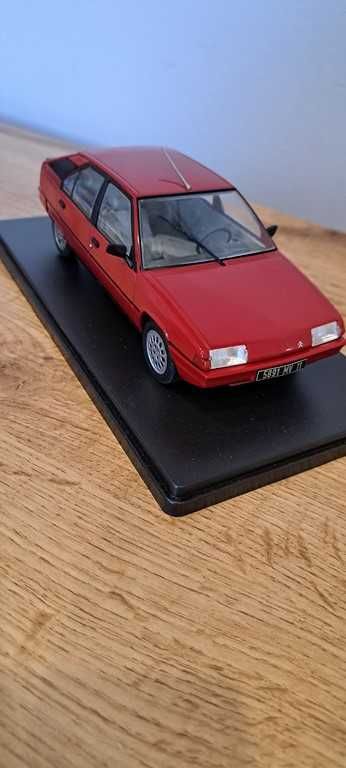 MODEL CITROEN BX 16 TRS 1983 skala 1:24 Hachette