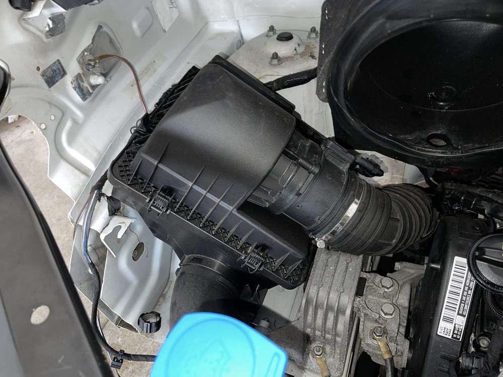 Корпус повітряного фільтру Volkswagen Crafter 2 MAN TGE