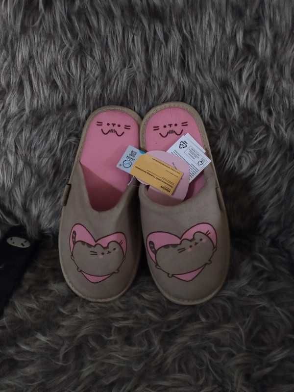 Kapcie kotek Pusheen Puszin ciapy nowe z metką rozmiar 38 laczki kotki