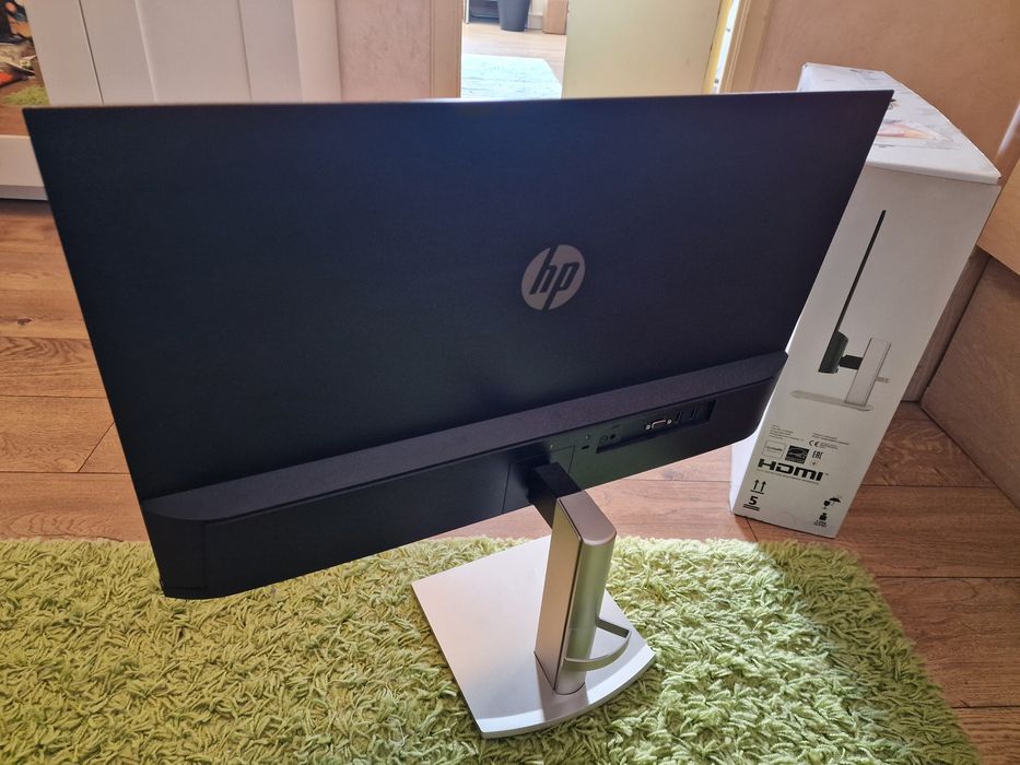 Monitor HP 5 527sh (NOVO)