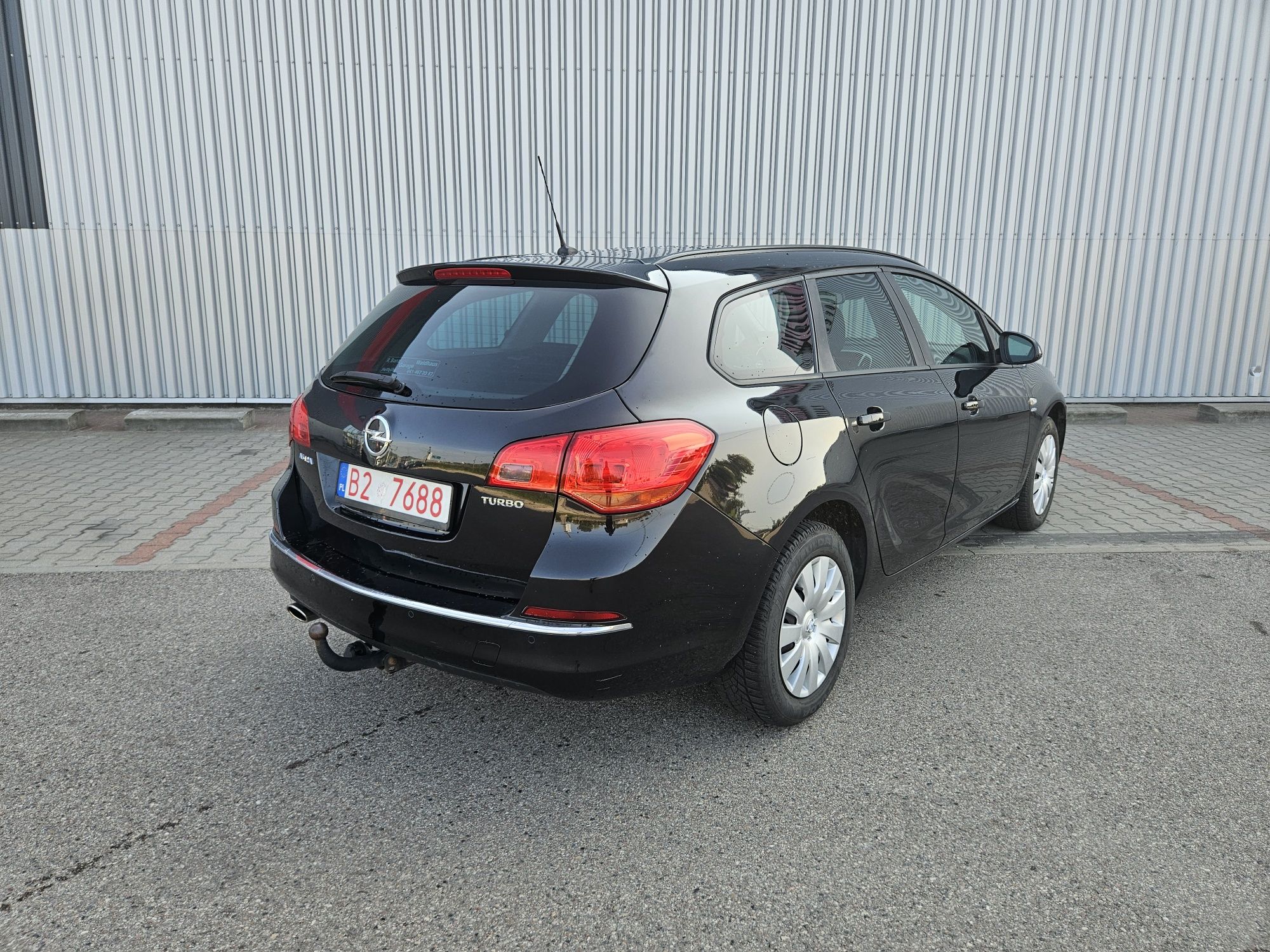 Opel Astra 1.4 turbo , 143 tys km  , Szwajcaria