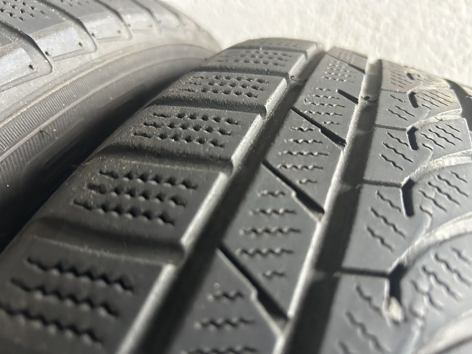 Opony caloroczne  215/60R17 x 2 szt Falken