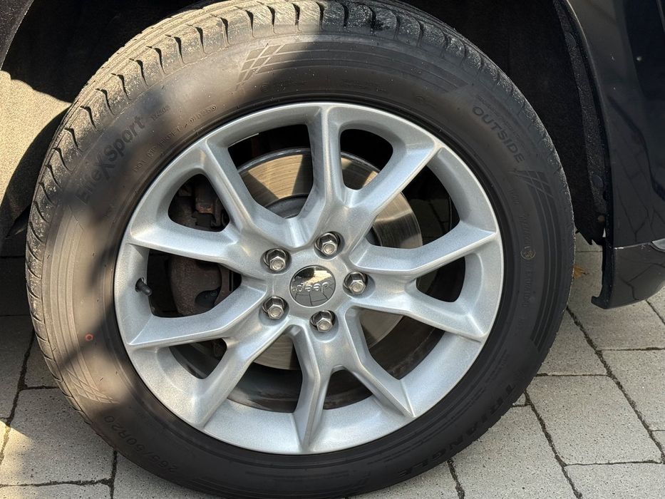 Jeep Grand Cherokee Pierwszy właściciel, nowy akumulator,  najwyższa opcja wyposażenia