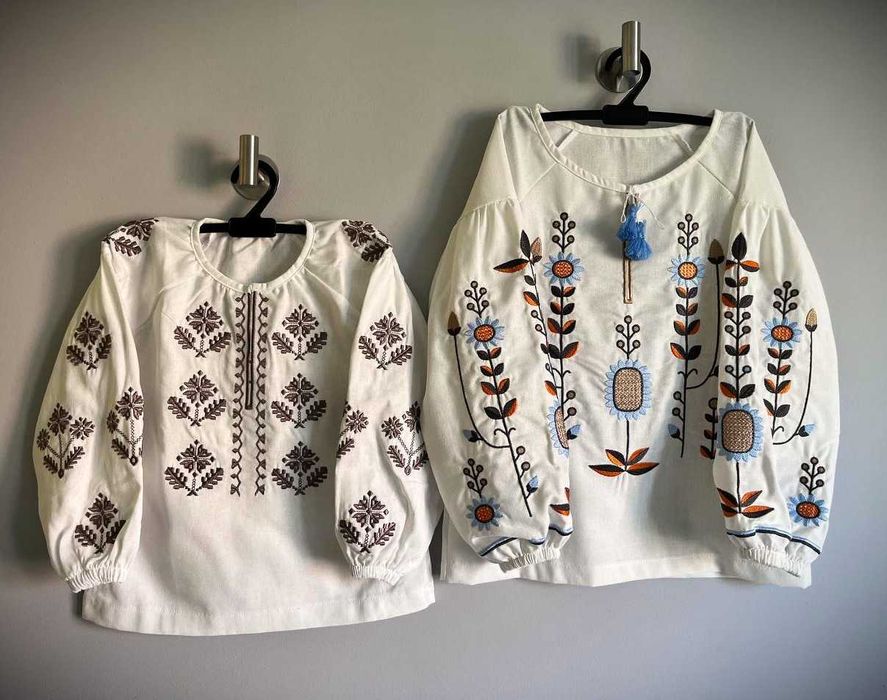 Дитячі вишиванки для дівчинки молочна блуза з довгим рукавом в школу