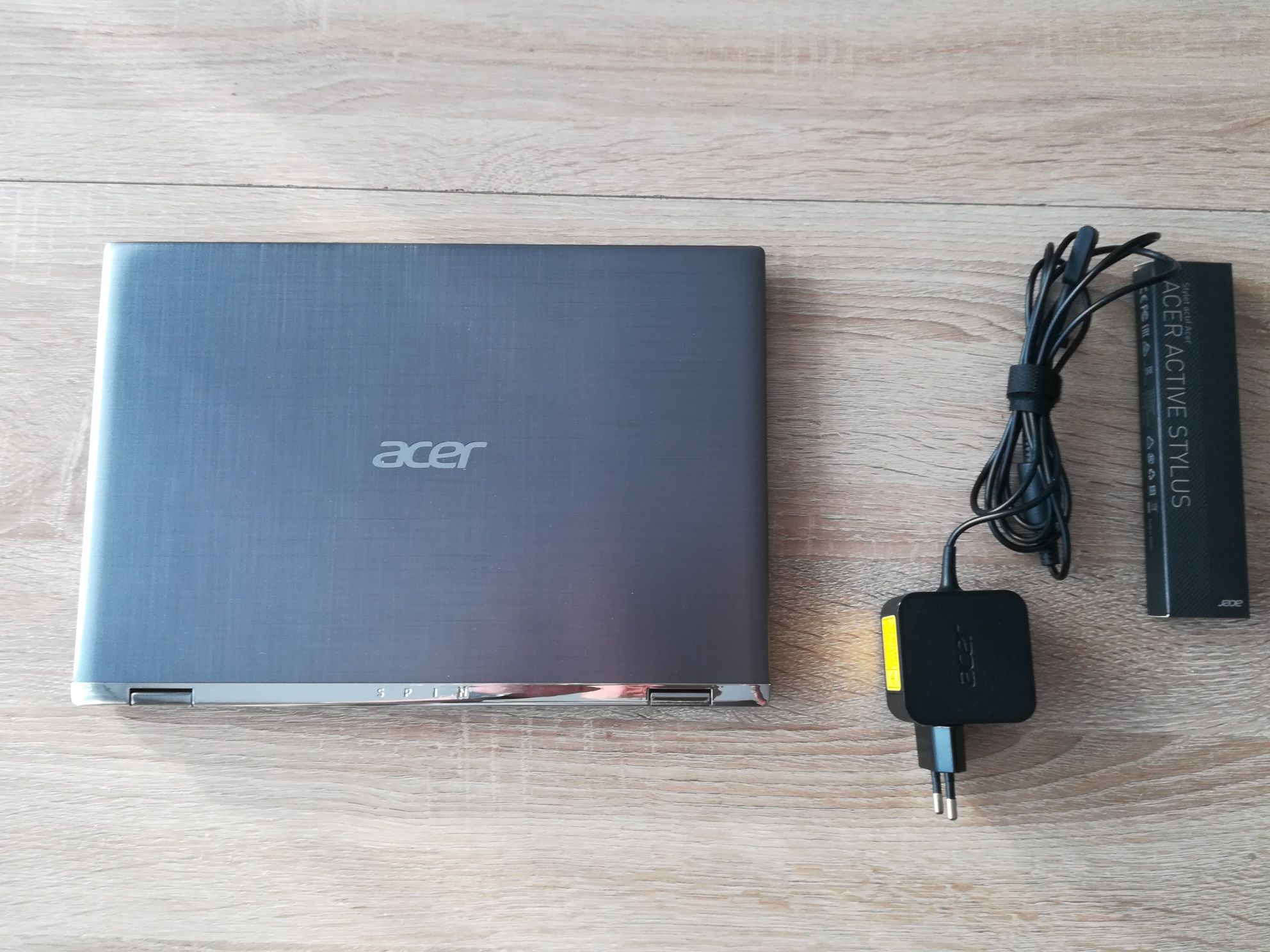 Acer SPIN 1 + gratis