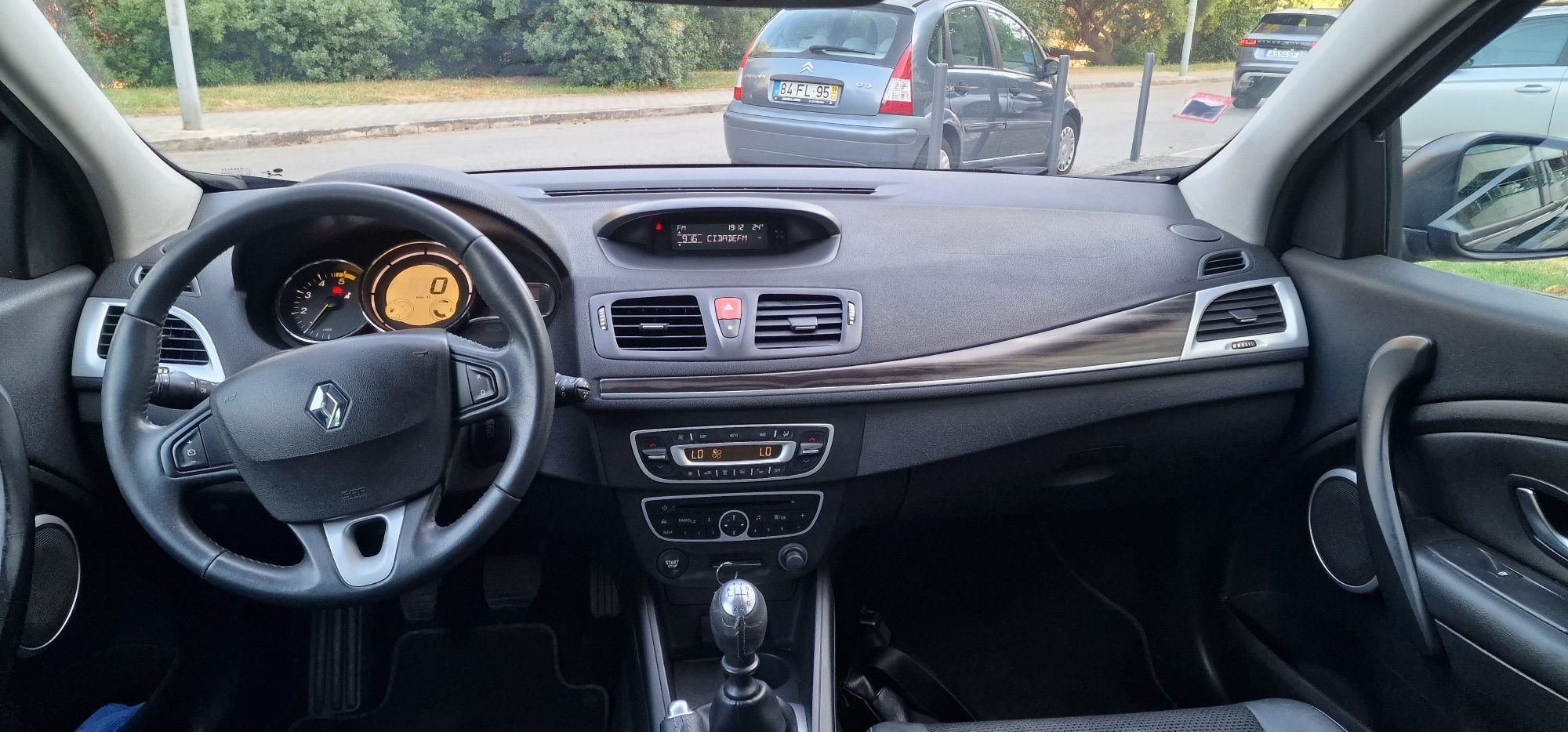 Renault megane nacional só 216mil km aceito retoma
