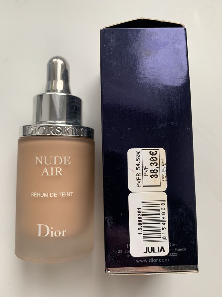 Dior skin nude air тональна сироватка